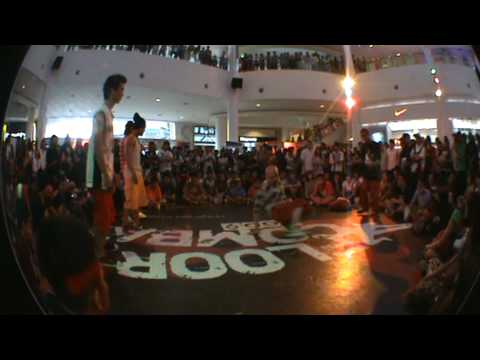 11  Floor Combat 2009 Bboy 3 vs 3 Battle - Day 2 Force 136 vs Lion City Rawkus