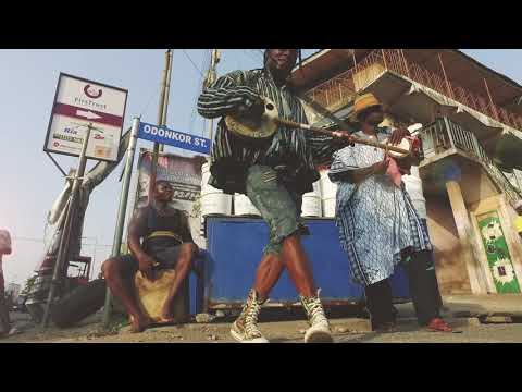 Alostmen feat. Yaa Pono - Fauziah