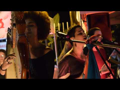 Malu Magri e As Mina Tudo - Teu Zóio