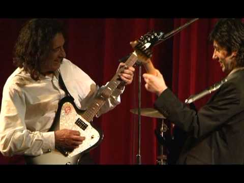 Ricardo Soulé y La Bestia Emplumada 05