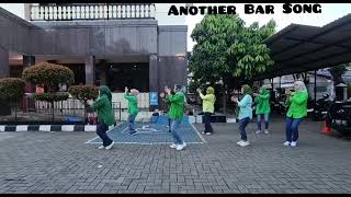 Another Bar Song Line Dance Demo BukitDuri Choreo Sierra Gil (AS) &amp; Dustin Valcalda (AS)