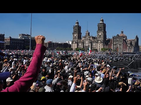 Video Thumbnail: Clashes break out during Generation Z protest against President Sheinbaum in Mexico City