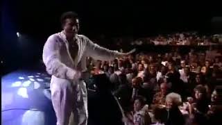 Smokey Robinson -  Just To See Her LIVE 1992