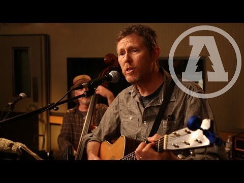 Robbie Fulks - The Buck Starts Here | Audiotree Live