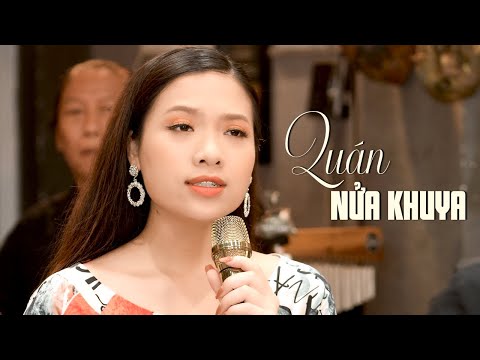 Thể hiện bởi Trang Hạ