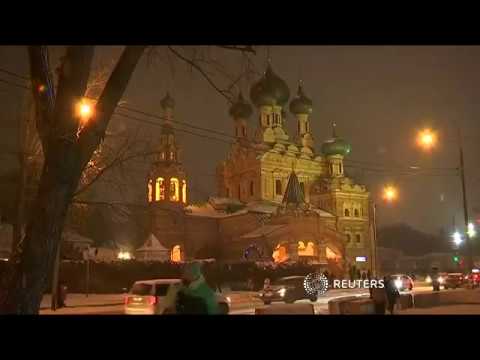 Wladimir Putin feiert das kirchliche Fest der Taufe Jesu