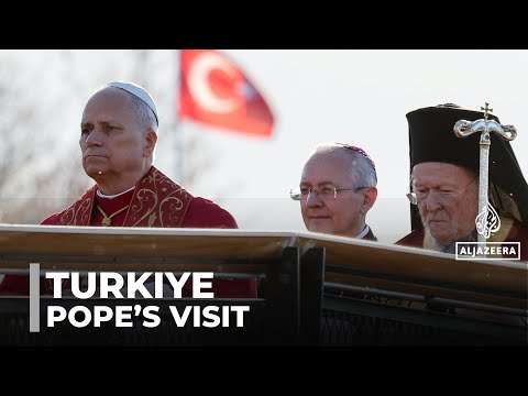 Pope, Orthodox leader mark Christian milestone in historic Turkiye meeting