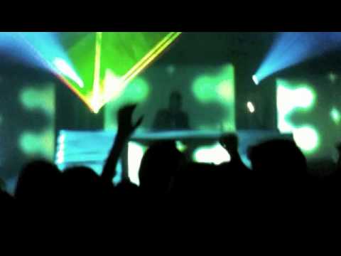 Kaskade with EDX feat. Haley - Don't Stop Dancing - LIVE Seattle