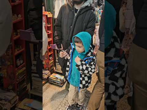 Gino Mamá Tino Noelia Sofia Juanma Mercado de San Telmo Bolivar y Carlos Calvo Buenos Aires 17/5/26