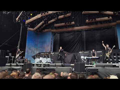 Lord of the Lost - Born With A Broken Heart live Sinobo Stadium Prague 20.06.2022