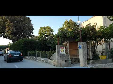 Kroz Pakoštane do plaže