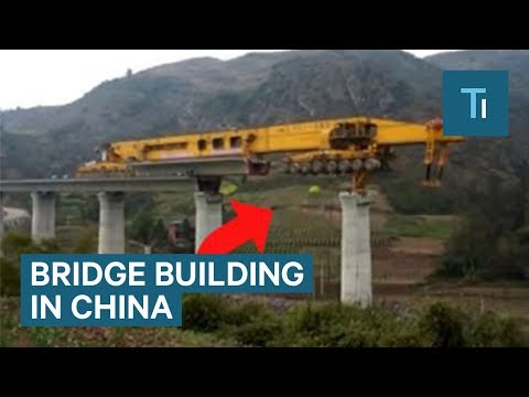 580-Ton Monster Machine Is Building Bridges Across China