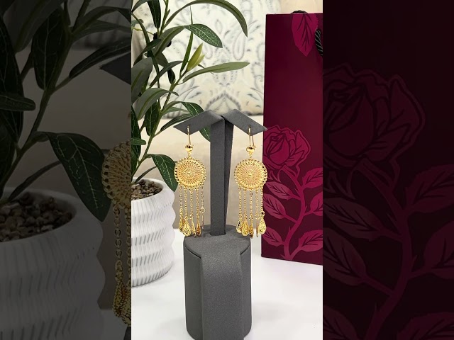 طقم بديل الذهب العملاق