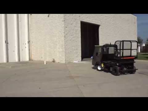 Surplus Forklift Auction Fall 2015 - Lot 205 - TORO 3300D FLAT BED PLATFORM LIFT DIESEL VEHICLE 2