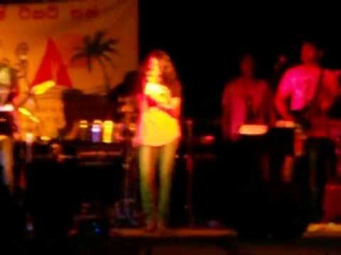 Anjalika  live "igillila yanna yan"