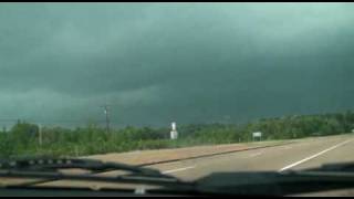 preview picture of video 'April 24th 2010 Extreme Tornado footage'