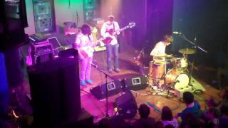 Deerhoof / Live at Altar Bar [part 6] / "I Did Crimes For You" and "Fresh Born"