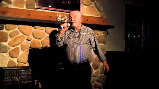 DREAMS OF THE EVERYDAY HOUSEWIFE COBER BY BILL FERRY