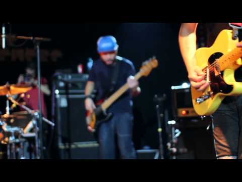 12.Toe – Past and language