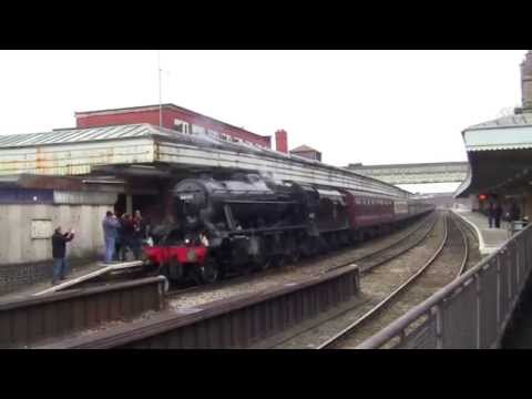 LMS 8F 48151 at Shrewsbury Railway Station with 'The Welsh Borders' Steam Special' Video