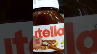 Download lagu melting Nutella #shorts #satisfying mp3