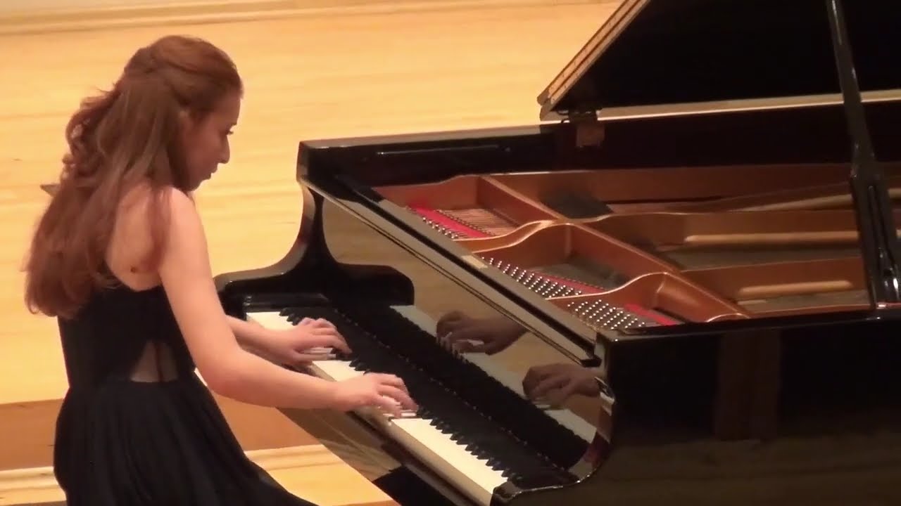 Sezen Karakaş — Klavieraufführung 3