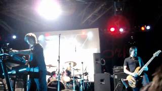 Mind.In.A.Box - 8 Bits (Live In Moscow)