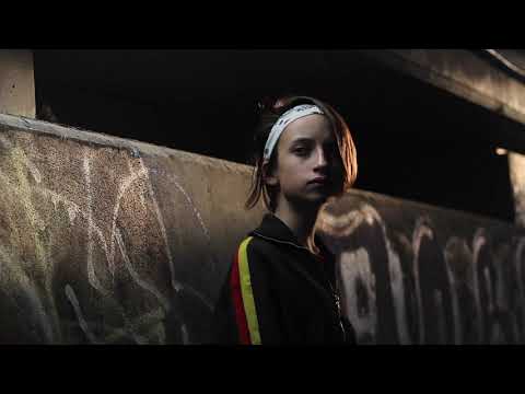 ILLEGAL BOYS - SZALONY