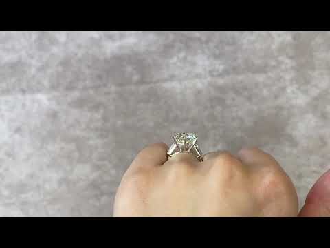 8.47 Carat Old European Cut Diamond Ring - Coatbridge Ring - Hand Video