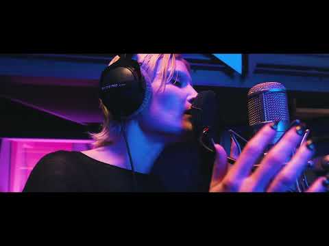 Cassyette - When She Told Me (Live One Take Studio Cut)