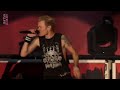 Sum 41 -"Sleep Now in the Fire" Live (Rage Against the Machine Cover)