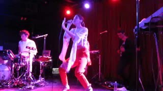 Chairlift - Look Up/Polymorphing - Live in St. Louis 2016