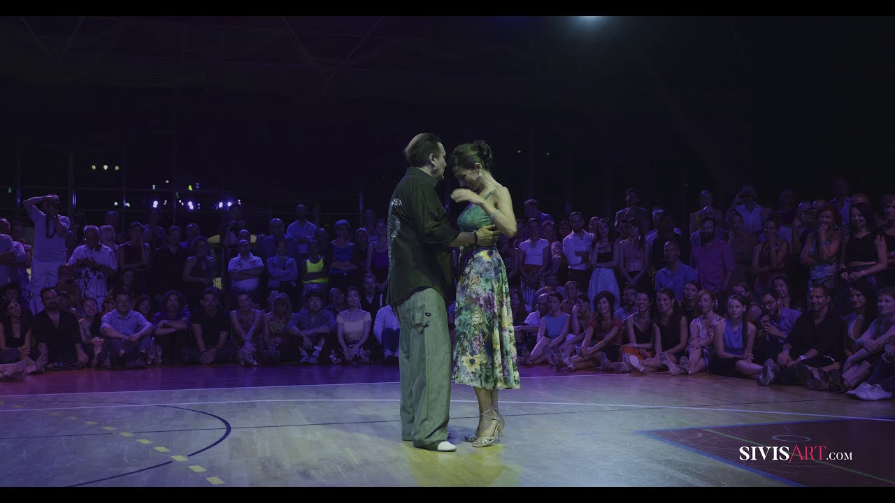 Mariano Chicho Frumboli & Moira Castellano "Qué tiempo aquel" by Sivis'Art