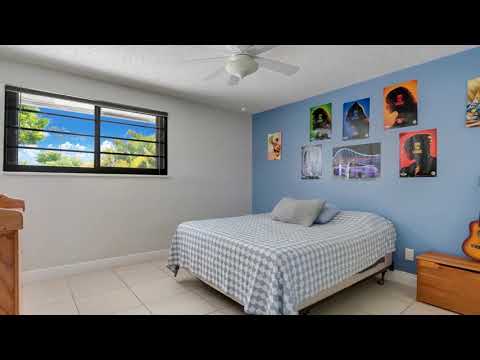 Virtual Tour Video by iUSE photography - 13531 SW 110 Terrace, Miami, FL, 33186