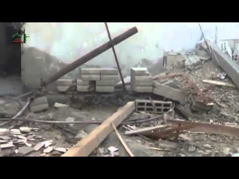 استهداف القصر الجمهوري ومطار مزة العسكري في دمشق بصواريخ محلية الصنع من قبل تجمع أنصار الإسلام