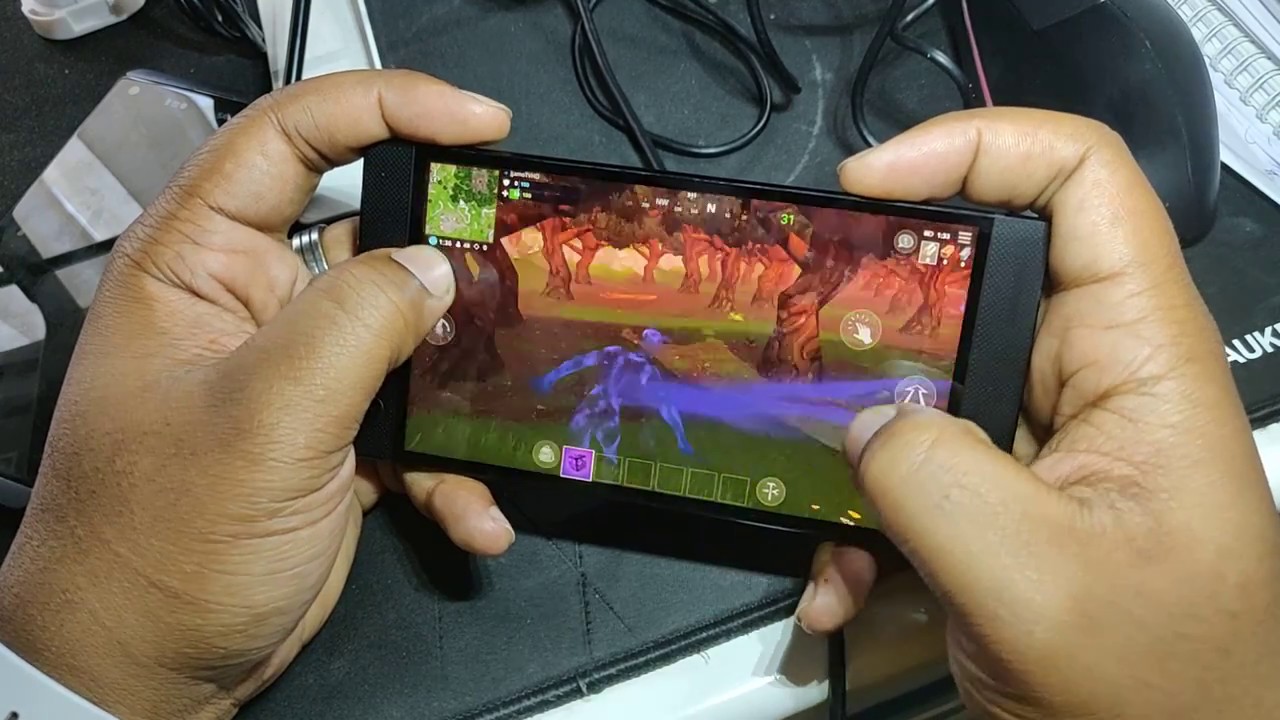 Razer Phone 2: #Gaming #Gameplay Performance - #Fortnite v6.22 Android Beta Epic Settings 60fps (UK)