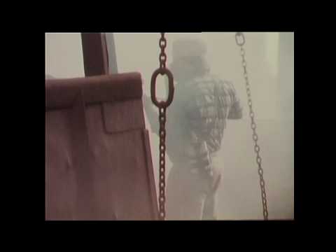 über den Erzschrägaufzug zur Begichtung der Hochöfen Völklinger Hütte 1986