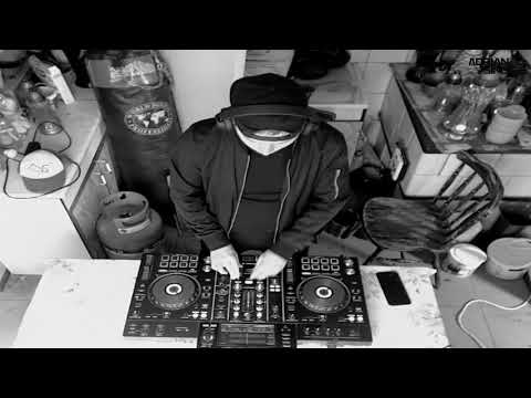 Adrian Sinisse -  In The Mix #001 [14.05.2020]