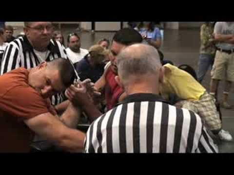 Arm Wrestling: Paul Walther vs. Marcio Barboza
