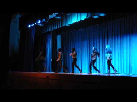 SHINee Lucifer Performance