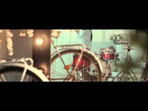 Marty Crown feat  Araatan   Embrace