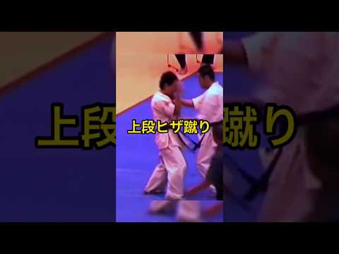 上段ヒザ蹴り