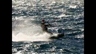 preview picture of video 'Windsurf e Kitesurf Stretto di Messina'
