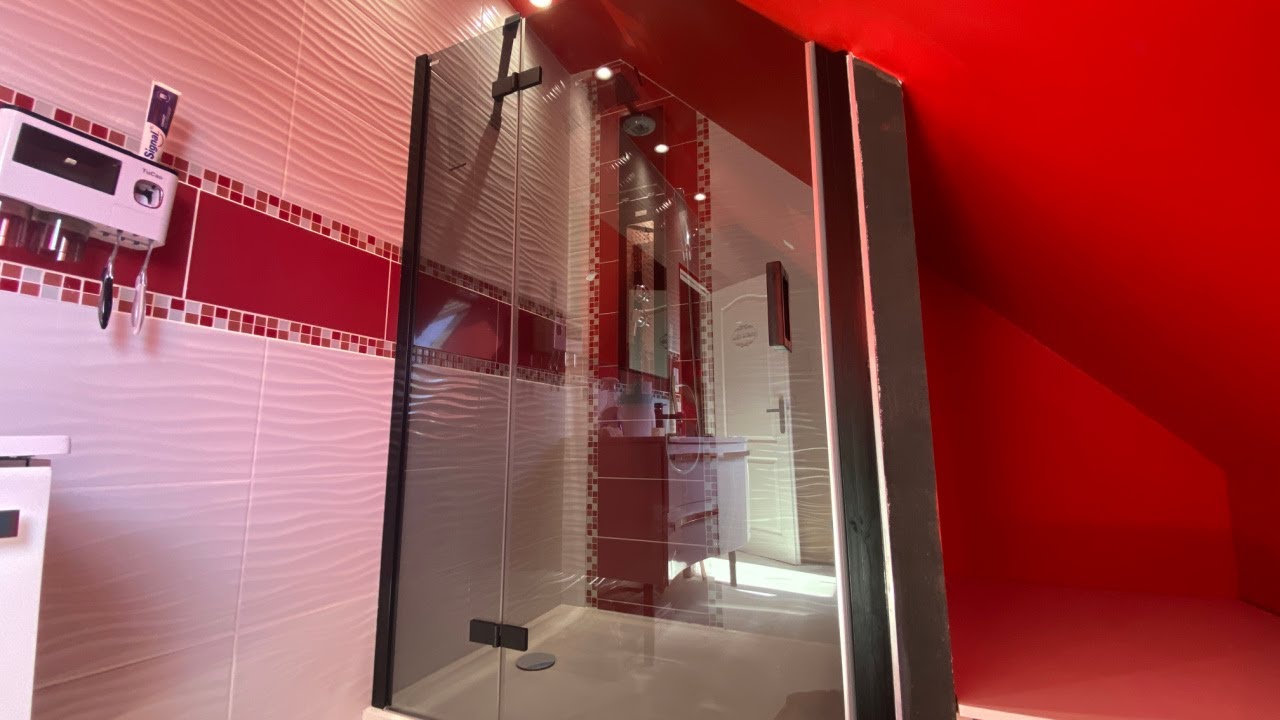 pose du Paroi de douche sur mesure