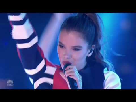 Hailee Steinfeld - Starving (Macy's 4th of July 2017)(HD)