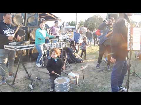 GRUPO KOPA2 ALICIA CON RAFITA