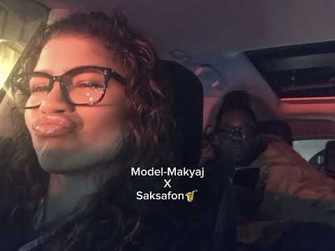 Model-Makyaj X Saksafon