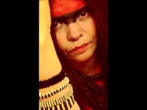 Tchori Tchori - Marlui Miranda with Uakti