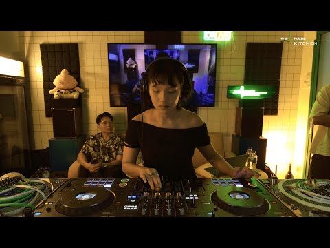 Latin House, Funky & Tech House Mix | VIENE