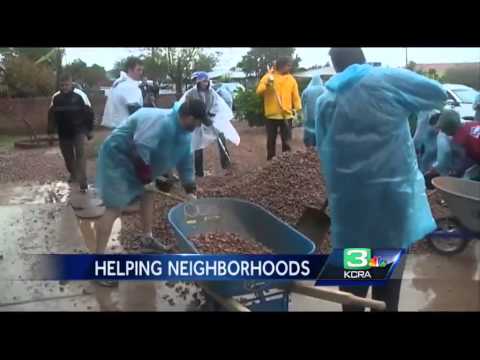NFL gives back to neighborhoods surrounding Super Bowl host city